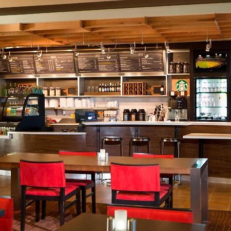 Courtyard By Marriott Dallas Midlothian At Midlothian Conference Center Exteriör bild